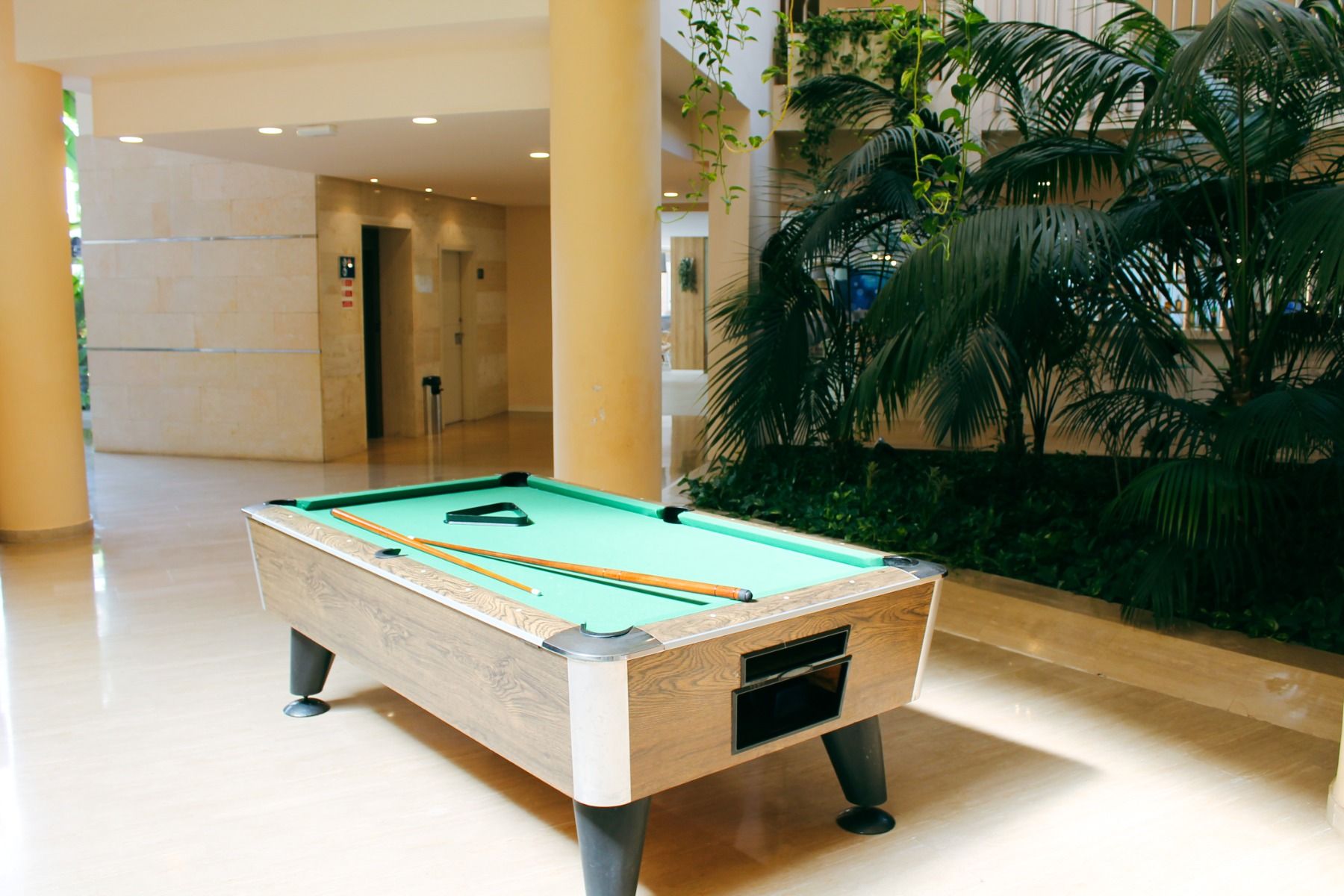 Hotel Zafiro Palmanova