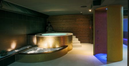 Hotel Golden Fish
