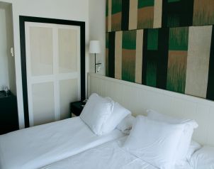 Hotel H10 Casa del Mar