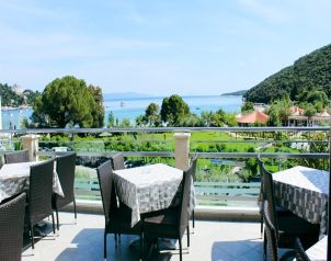 Hotel Narcis Image three