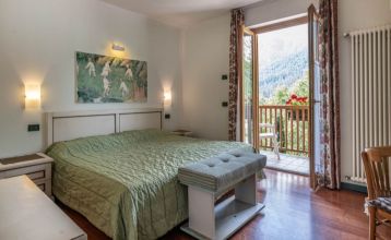 Club Hotel 