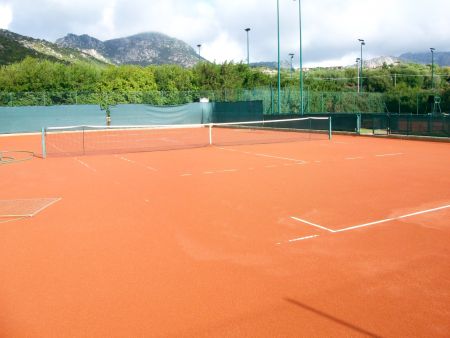 Geovillage Tennisplätze