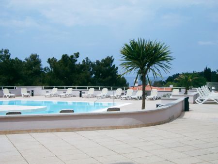 https://www.tennistrainingslager.com/de/media/catalog/product/cache/da432fc9ee79dfca32e073c2235ab4d7/t/e/tennistrainingslager_hotel_laguna_albatros3.jpg